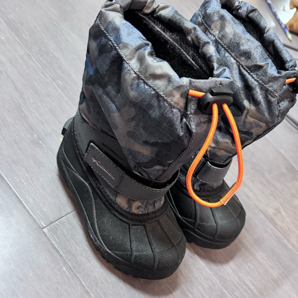 Kids Waterproof Winter Snow Boots - Black/Camo with Orange Accent